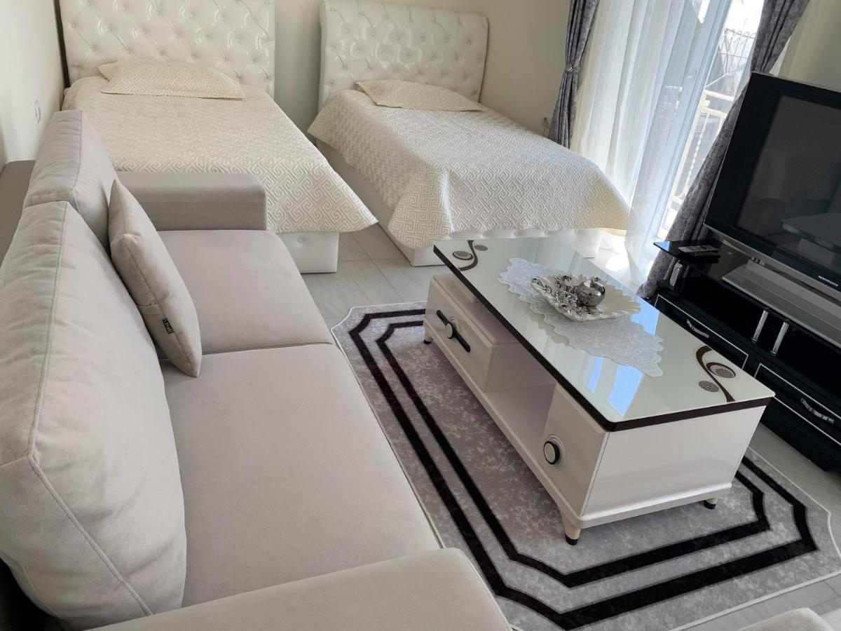 Apartament Oresti Görice Dış mekan fotoğraf